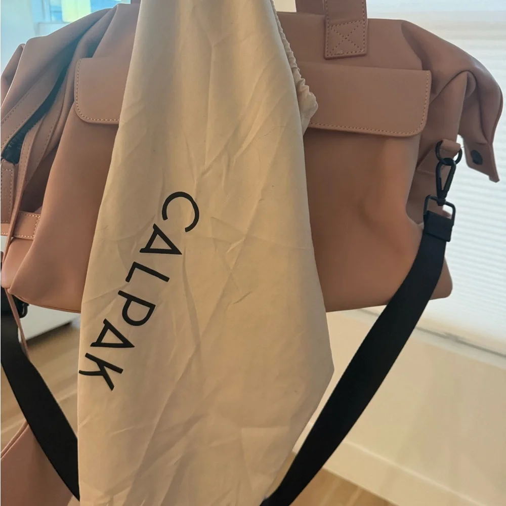 Calpak Hue Carry-On Duffle in Pink Sands with storage dust cover - Picture 4 of 7